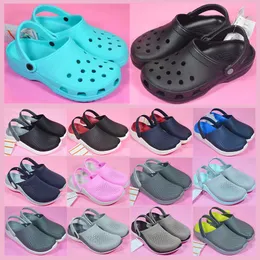 2023 Designer cross sandálias masculinas femininas azul royal Lake Water Green Bone branco cinza claro rosa Pó nu Eletro-óptico roxo Sapatos de praia ao ar livre Chinelos