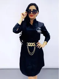 デザイナー衣装女性レタープリント白黒シャツドレス女性のファッションラペルネック長袖ショートミニドレスパジャマフリー船