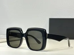 Негабарированные квадратные солнцезащитные очки черно -серой дым Женщины летние солнцезащитные