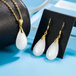 Anhänger Halsketten Retro Cheongsam Wassertropfen Zärtlichkeit wie Wasseranzug weibliche Nachahmung weiße Jade Ohrringe Wassertropfen Anhänger Halskette HKD230712