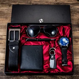 Relógios de pulso Gift Business Luxury Company Mens Set 6 em 1 Watch Glasses Pen Keychain Belt Purse Welcome Holiday Birthday 230712