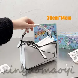 Geometrische Puzzle-Tasche Designer Luxus Minimalistische Tasche Hochwertige Damen-Umhängetasche Kettenhandtasche Designer-Unterarmtasche Handtasche V104198