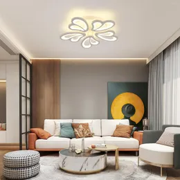 Ceiling Lights Style Acrylic LED Modern Lamp Fixture With Remote Control 5-Light Flower Flush Mount Chandelier