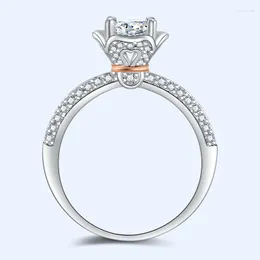 Pierścienie klastra Białe złoto Pierścień Moissanite 2CTW F Test zaangażowania koloru Pozytywne opaska Diamentowa biżuteria ślubna dla panny młodej