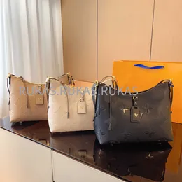 Casos de bolsas de cosméticos 2023 Bolsa de explosão Design de tendência de moda de moda de luxo Brand Beautiful Coz de couro simples Integrado Bag de grande capacidade M46293