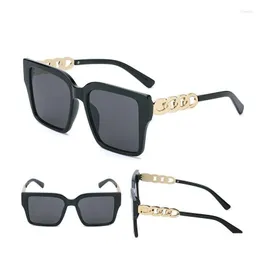 Sonnenbrille mit Kettenbein, Mtiple-Farbe, Vintage-Titan, stilvolle Damen-Sonnenbrille mit UV-Schutz, Farbverlauf, PC-Linse, Tropfenform