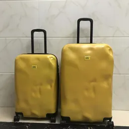 2023 Spor Açık Seyahat Bavul Bagaj Çantaları Unisex Bagaj Çanta İtalya Çubuk Kutusu Spinner Kaza Yürüyüşü Evrensel Tekerlek Duffle Tırmanma