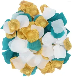 Dekoratif Çiçekler 900pcs Teal Altın Beyaz İpek Gül Yaprakları Düğün Partisi Masa Konfeti Koridor Koşucu için Yapay Çiçek