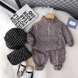 Baby Boys Clothing Set Spring Autumn Letter Sportswear Tops Coats Pants Toddler Spädbarn Set barndräkt barn avslappnad kostym