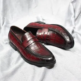 Erkekler Penny Loafers Gerçek deri el yapımı timsah desen kayması düğün partisi elbise ayakkabıları erkek ofis düz gündelik loafer