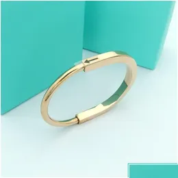 Bangle Titanium Steel Designer Lock Bracelet Sier Rose Gold Bracelets for Women Goldry with Veet Bag Drop Droper
