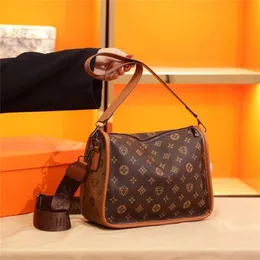 2023SS Новый стиль роскоши женщин на плечах сумочка PU Designer Fashion Lady Bags Bucks Высококачественная сумка
