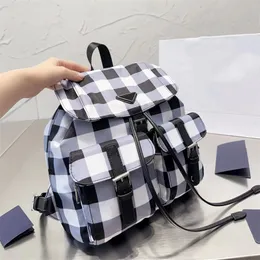 2023 Проверьте рюкзаки дизайнерские сумки рюкзак женщина мужская книжная сумка Back упаковки школьные сумки среднего размера струна нейлоновый треугольник 5а