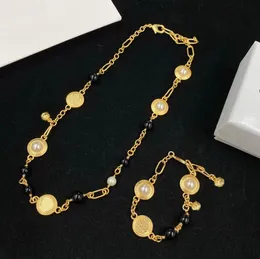 أزياء جديدة Banshee Medusa Black White Pearl Split Coint Neckleace Sets Bracelet Brass Ladies Men Mener Jewelry Gifts XMS2205