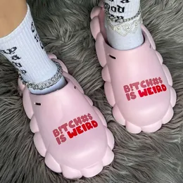 Slippers رسالة طباعة منصة المنزل الأحذية للنساء Summer Beach Bubble Slides في الهواء الطلق غير انزلاق Flip Flops Cloud Clipper 230713