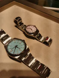 GMT mens montres noir vert designer montres femmes machines 41mm mode montre homme en acier inoxydable montre de luxe populaire de haute qualité SB025 C23