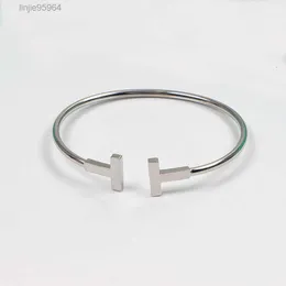 Hemmanschett diamantbangle guldarmband för män 925 sterling silver pläterade 18k rosguldarmband t-formade öppen fjäder justerbar1