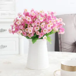 Dekoracyjne kwiaty Piękna sztuczna jedwabna koniczyka Campanula 60 Głowy Flower DIY Home Office El Party Decoration Fake