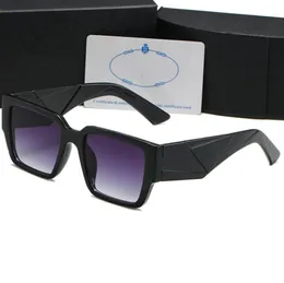 Óculos de sol de luxo topo de gama designer de lentes para homem óculos sênior para mulheres armação de óculos de sol de metal vintage com caixa 122