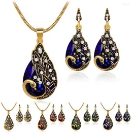 Halsbandörhängen Set 1 Women Kit Elegant Peacock Waterdrop Rhinestone Pendant Luxury Hypoallergenic Girls Stud