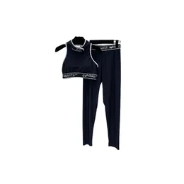 2023 Sonbahar Moda Kadın Giyim İki Parça Setleri Ünlü Tasarımcı Takip Yoga Kıyafetleri Kadın Spor Tişört Pantolon Tam Mektup Baskılı Tayt Pantolon