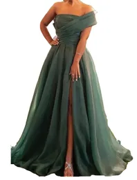 2023 Sexy Evening Dresses Wear One Shoulder Emerald Green Organza Side Split A Line Prom Gowns Special Occasion Floor Length Zipper Back