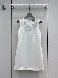 Hoge kwaliteit witte MM 23 nieuwe zware werk nagel kraal mouwloze temperament pailletten nagel kraal water diamant jurk