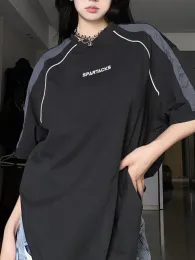 Vintage Black T-Shirts Kadınlar büyük boy siber Y2K Kore Sokak Giyim Kısa Kollu Tees Hip Hop Stil Kadın Tops Techwear