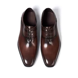 Herren klassische Kleidungsschuhe echte Leder Schnürung Schlichtpunkt Zehen Business Office Anzug formeller Schuh für Männer Hochzeitsfeier Oxfords B Oxds