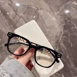 サングラス2023新しい高品質の小香料眼鏡0748近視用の正方形の大きなフレームプレートは、ガラスと一致させることができます