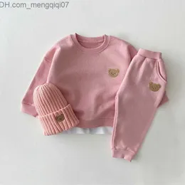 Giyim Setleri Toddler Set Bebek Erkek Boys Track and Field Giyim Sevimli Ayı Baş Nakış Sweatshirt ve Pantolon 2PK Spor Giyim Moda Çocuk Giyim Seti Z230717