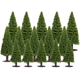 Fiori decorativi 15 pezzi Modello misto di pino verde Giocattoli per bambini Paesaggio Albero Filo durevole Spugna Disposizione Prop Alberi finti Forniture per torte per bambini