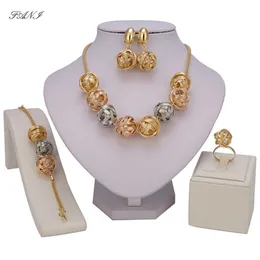 Set di gioielli da sposa Fani Dubai Set placcato oro per donna Marca Nigeria Collana Orecchini Bracciale Anello Accessori per gioielli da sposa 230717