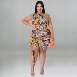 Vestidos Plus Size 2023 Verão Vestido Feminino 1-5xl Sexy Mangas Ombros Declives Bolsa Cordão Saia Quadril Venda Direta no Atacado