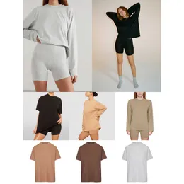 Kardashian Long Sleeve Short Sleeve 티셔츠 모달 클라우드 탑의 환상적인 직물 및 절단 스키