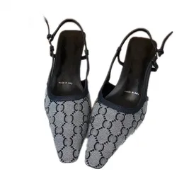 Talons De Chaton De Créateurs Pour Femmes: Chaussures Habillées À