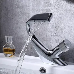 Banyo lavabo musluk musluk güverte monte havza krom musluk tek delikli su ve soğuk mitigeur salle de bain