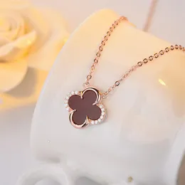 2021 summer Clover Necklace Japanese and Korean simple S925 silver two color agate inlaid diamond pendant collarbone Chain Silver 2502