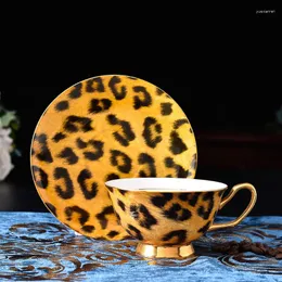 Koppar Saucers Leopard Print Bone China Cup Porslin Wild Naturecreative Wedding Presents Mönster eftermiddag för te kaffebordartiklar