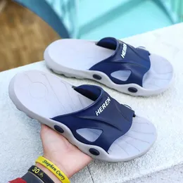 Chinelos de verão masculinos chinelos mensagem sapatos de água ao ar livre masculino sandálias de piscina chinelos de banheiro chinelos leves unissex praia slides sapatos L230718