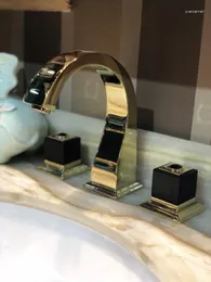 Rubinetti per lavabo da bagno TI-PVD GOLD 8 "Valvola in ceramica diffusa Tre fori 3 pezzi Miscelatore per lavabo Rubinetto Design quadrato Maniglie nere