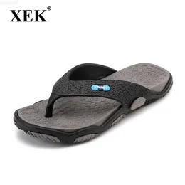 Slippers XEK Mens Slippers Summer Nonslip Massage Slippers Fashion Man Casual High quality Soft Beach Shoes Flat Flip Flops ST271 220611 L230718