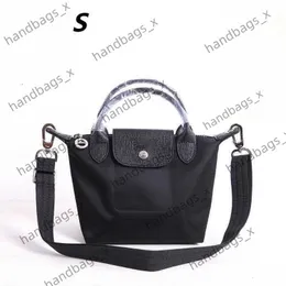 Bolsos de mensajero de alta calidad Liquidación de bolsos crossbody de lujo Espesar Diseñador Shopping Horse Bolso de mano plegable Mujeres Lujo Nylon impermeable ShouldeN497