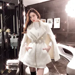 QNPQYX Outono novo branco chique frisado elegante veludo quente casaco de pele sintética casaco para mulheres morcego streetwear Abrigos Mujer Invierno