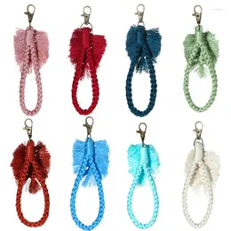 Nyckelringar 1 st bomullstrå Blad Charm Tassel för kvinnor Kaktus Nyckelhållare Keyring Macrame Bag Car Hanging Accessories