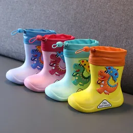 Rain Boots Children's Baby Dinosaur Nonslip Waterproof Girls Söta enkla regniga dagsvattenskor för pojkar Fyra säsonger 230718