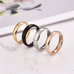 Cluster Anneaux 4mm Simple Lisse Femmes Titane Acier Pour Hommes Couples De Mariage De Mode Cadeaux D'anniversaire Fille Taille 5-13