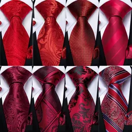 Bolo Ties Design Wedding Men Tie Red Solid Striped Paisley Neckties For Men Business Drop DiBanGu Hanky Hanky Botões de Punho Conjunto de Gravatas 230717