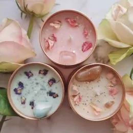 Niestandardowe ręcznie robione ekologiczne rzemieślnicze wosk sojowe pachnący blaszana kryształowa świeca z suszonymi kwiatami
