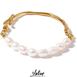 Бангл YHPUP Luxury Natural Freshwater Pearl из нержавеющей стали 18K золотой браслет температура модные ювелирные украшения женский подарок 230719